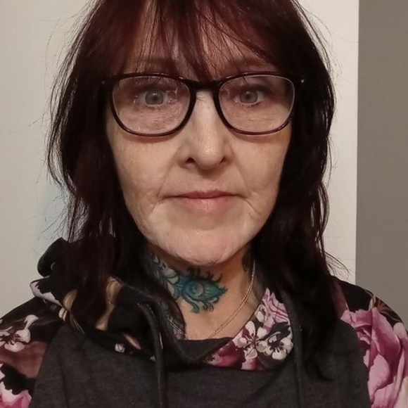 Meet your Posher, Jennifer - Picture 1 of 1